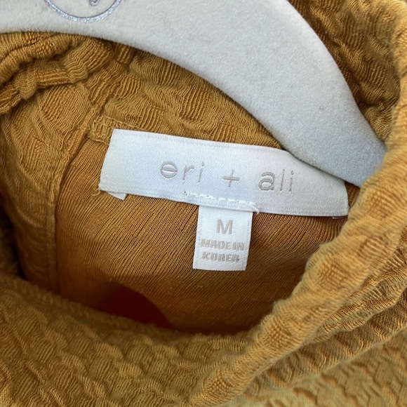 Anthropologie textured mustard yellow sleeveless sweater tank, size medium - Picture 4 of 4